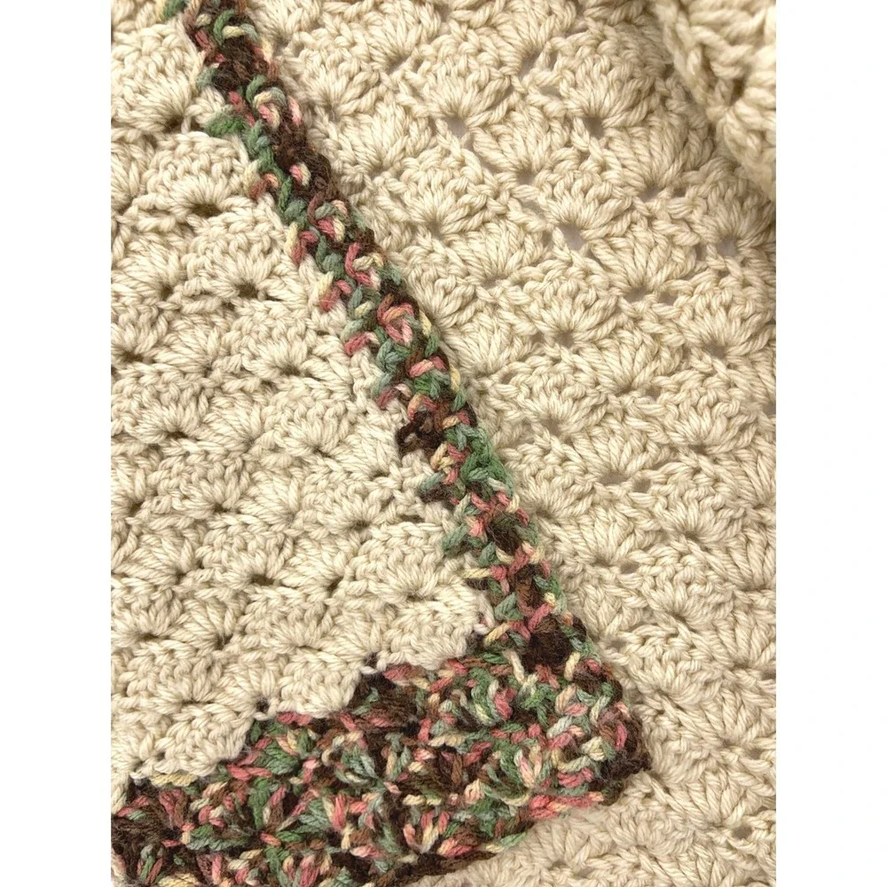 Handmade Cream Crochet Baby Blanket Shell Stitch Variegated Border 46